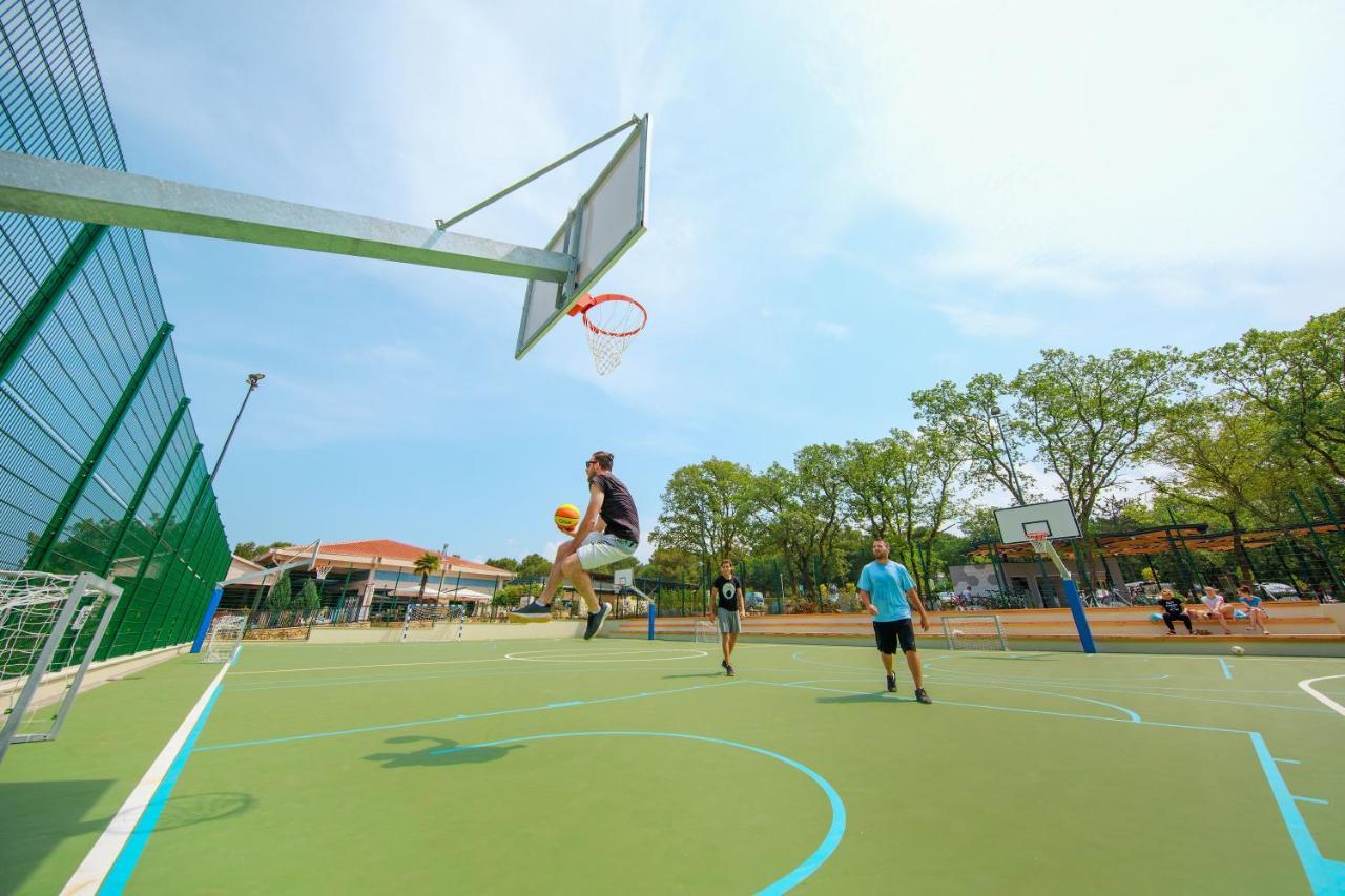 Valamar Camping Lanterna Tar-Vabriga Esterno foto