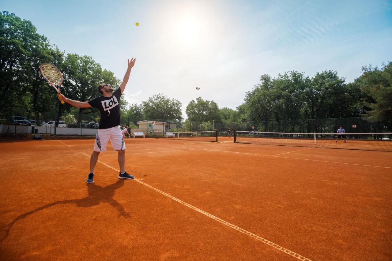 Valamar Camping Lanterna Tar-Vabriga Esterno foto